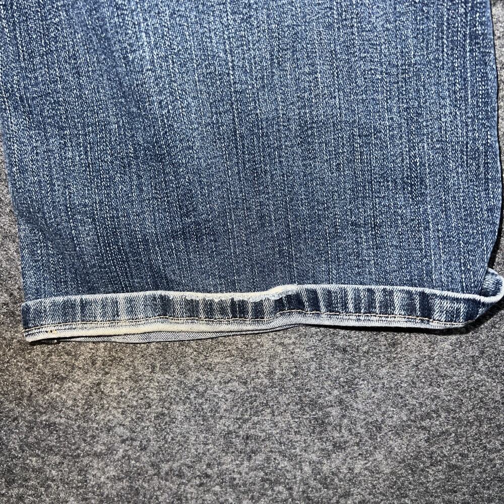 White House Black Market BLANC Flare Leg Jeans Size 6R Regular Blue Wash - Picture 4 of 7